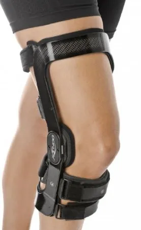 DJO - OA FullForce Lateral - 11-1581-3 - Knee Brace Oa Fullforce Lateral Medium D-ring / Hook And Loop Strap Closure 18-1/2 To 21 Inch Thigh Circumference / 14 To 15 Inch Knee Circumference / 14 To 16 Inch Calf Circumference Left Knee