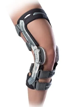 DJO - A22 Custom Brace - 11-T7622-2 - Acl Knee Brace A22 Custom Brace Small D-ring / Hook And Loop Strap Closure 15-1/2 To 18-1/2 Inch Thigh Circumference / 12 Inch Calf Circumference Right Knee