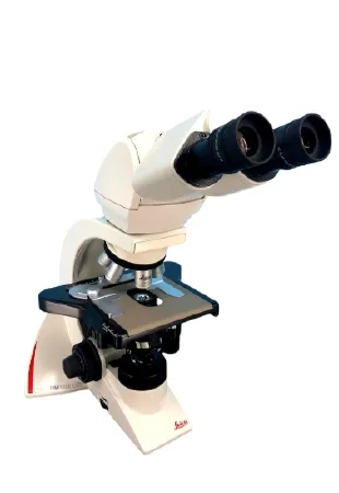 Accu-Scope - Leica DM1000 - L-DM1000-DERM - Leica Dm1000 Microscope Binocular Head 2.5x, 4x, 10x, 20x, 40x Ergo Ceramic Stage