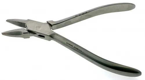 BR Surgical - BR33-56714 - Needle Nose Pliers