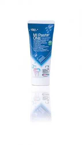 GC America - 437000 - MI Paste One, Fresh Mint, 40g tube. (For Sale in the U.S. only).