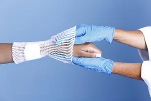Meditech - S03 - Original Spandage? Tubular Retainer Net Latex-Free 25yds Stretched Average Hand Multiple Fingers Lower Arm Wrist Ankle Size 3